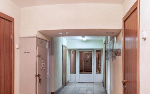 Продается административно-производственное помещение с готовым производством вешалок