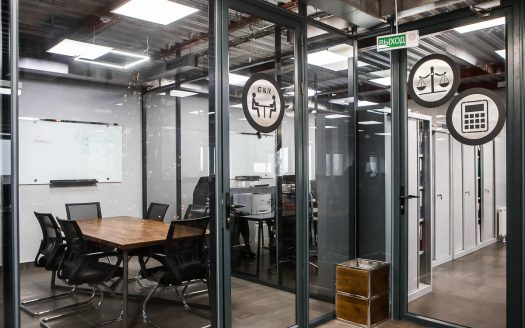 Здание склада с административно-бытовыми помещениями